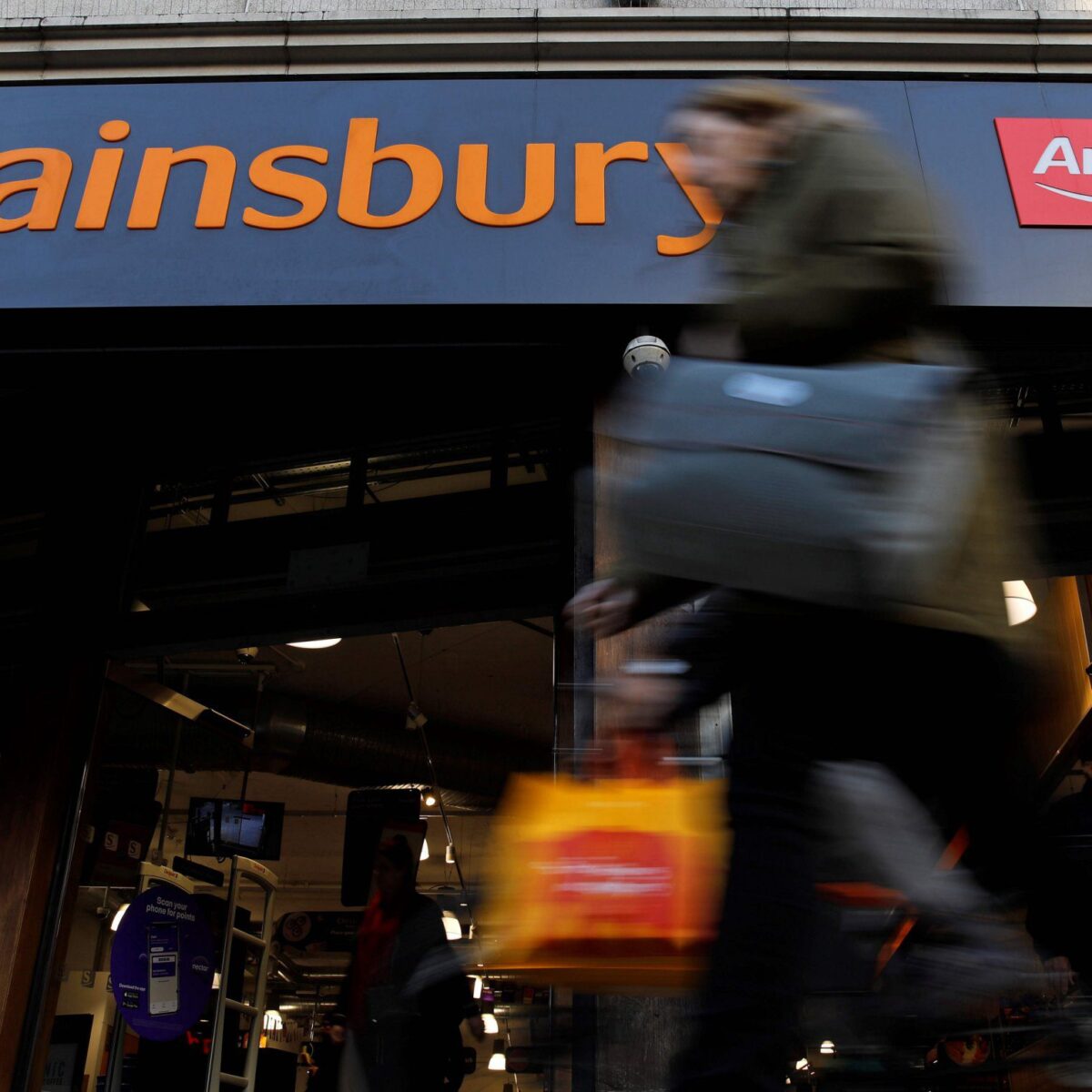 صناديق طعام بقيمة 2 جنيه