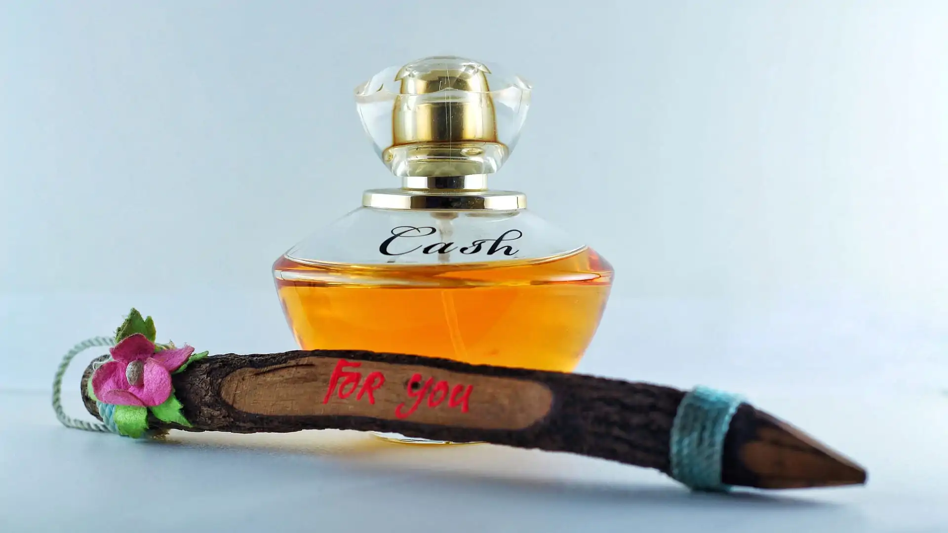 عطور نسائية رخيصة